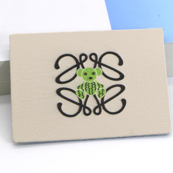 Printing White Leather Patch For Jeans Hat Clothes 6.5cm×4.5cm Size OEM