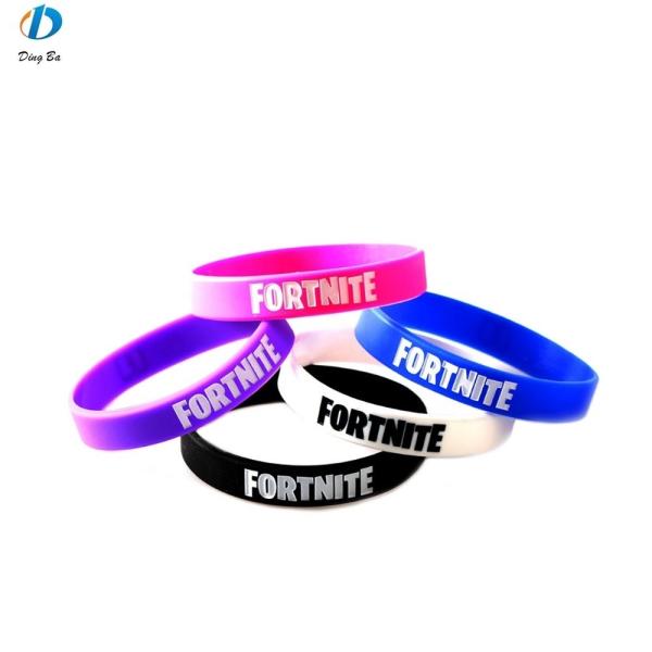 Plastic Jewelry Main Material Custom Logo Rubber Bracelet for Your Business