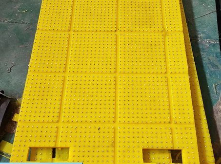 Rotaty Table Anti Slip Mat For Oilfield Drilling Platform Polyurethane Material