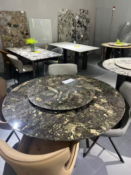 Mesa de comedor de mármol natural de lujo intemporal con superficie lisa