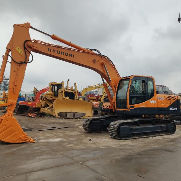 Used Hyundai 220-9s Excavator With 0-2000 Working Hours At Onghua In South Korea