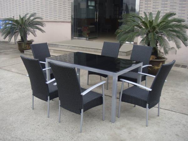 square table 