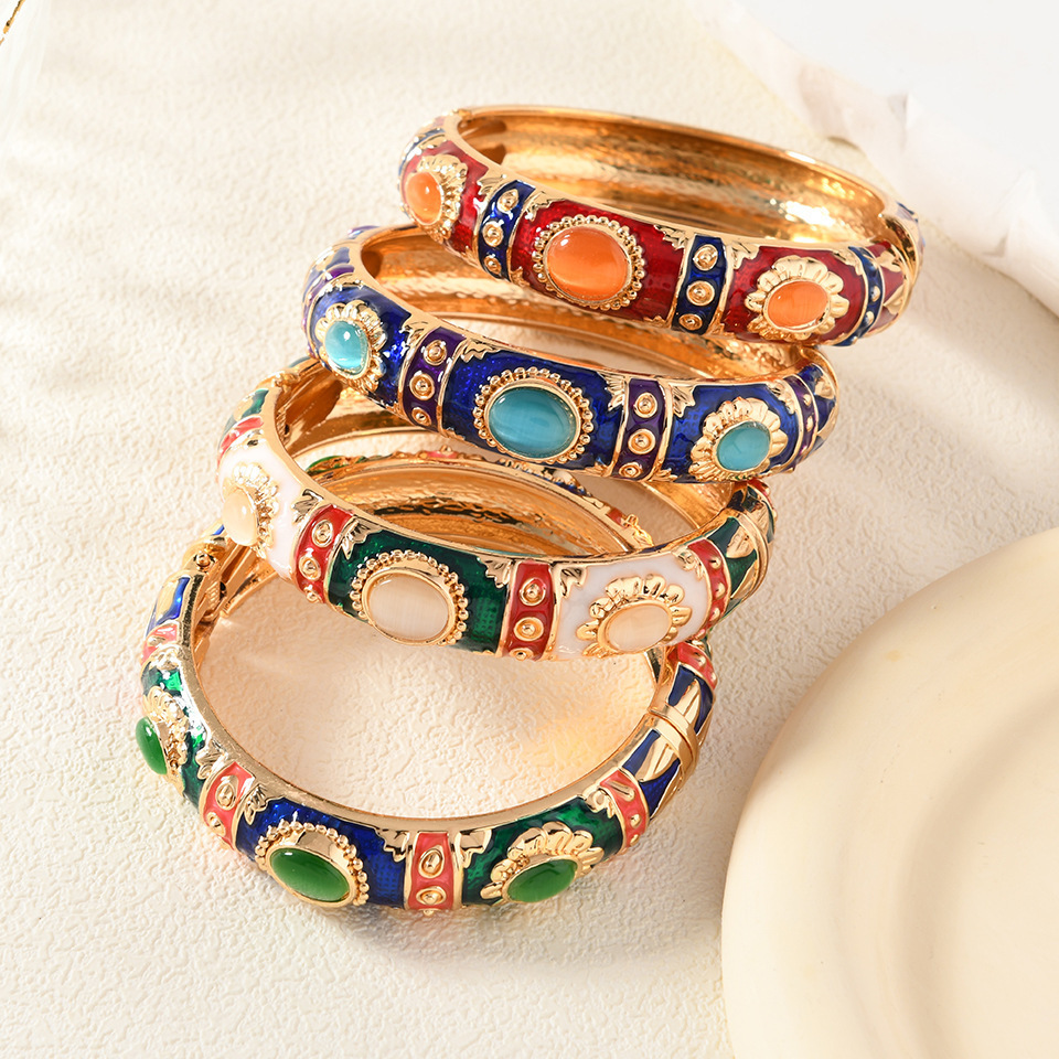 Full-automatic Spin Casting Machine for Bracelet Brand Jewelry Fashion Accessories Zinc Alloy Bracelet Making Machine