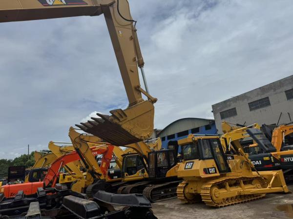 Used Cat 320CL 20-Ton Excavator with C6.4 ACERT Engine