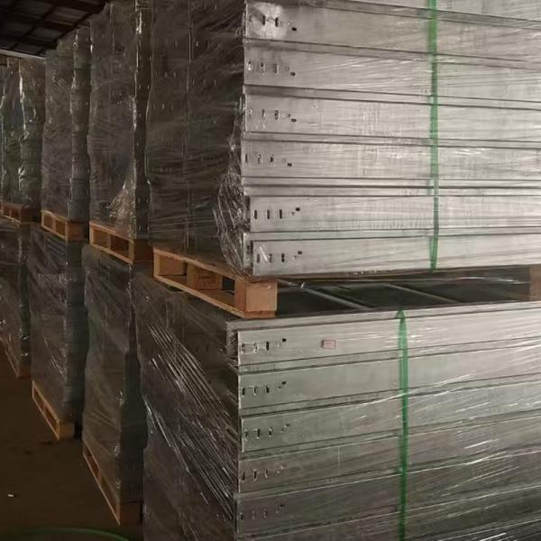 Trapezoidal Aluminum Ladder Cable Tray Lightweight Fire Resistant