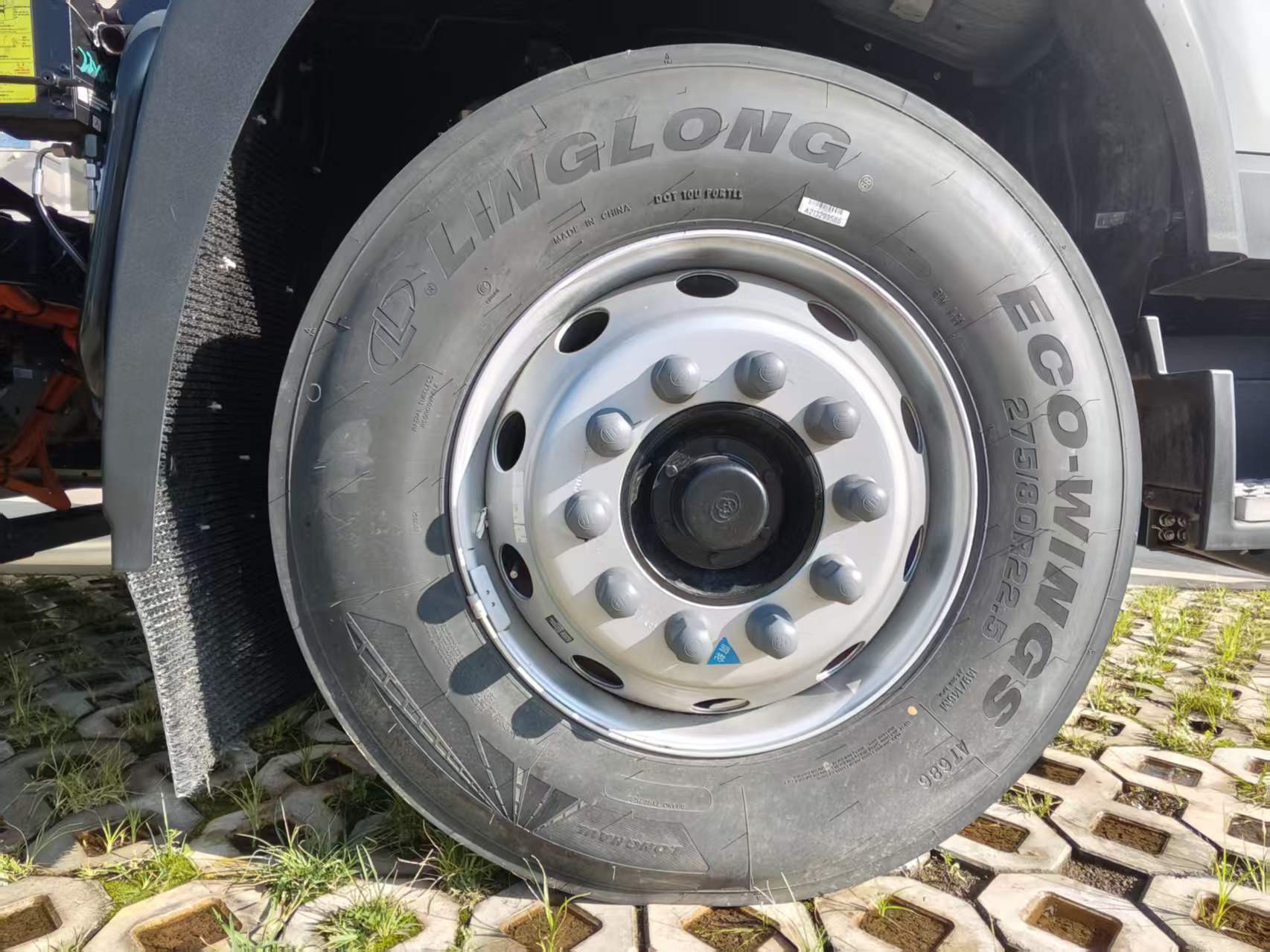 Foton Modifiable Class‑II Chassis ‑ 4×2 Pure‑Electric Heavy‑Duty Truck Chassis ‑ Euro VI New‑Energy Heavy‑Duty Truck ‑ 4×2 20‑Ton Urban Freight Heavy‑Duty Truck Chassis