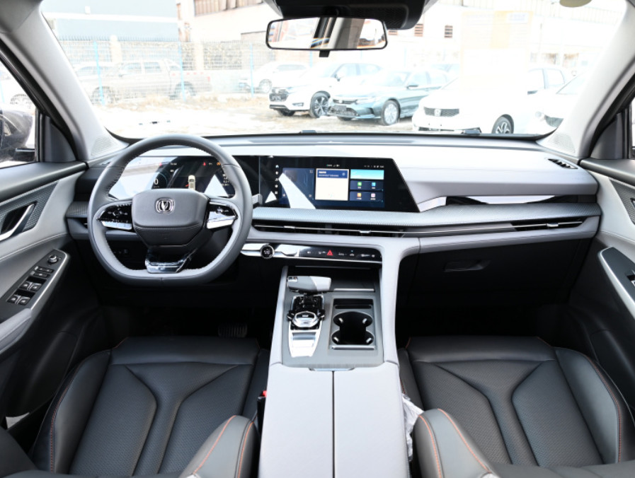 Changan CS75 ПЛЮС 2022 версия Zungui бензина второго поколения 2.0T antomatic