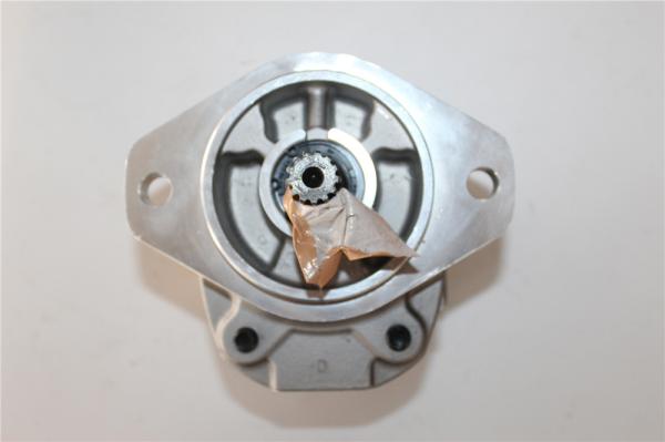 Peças de escavadeira Bomba de engrenagem hidráulica para D41E-3 705-12-32010