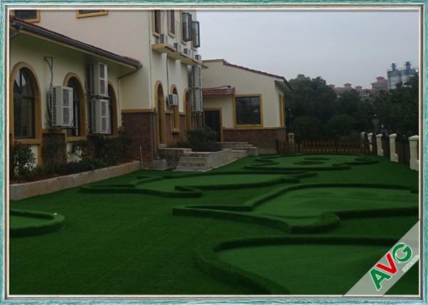 Outstanding Outdoor Garden Fake Grass 13200 Dtex Fullness Surface With Green Color
