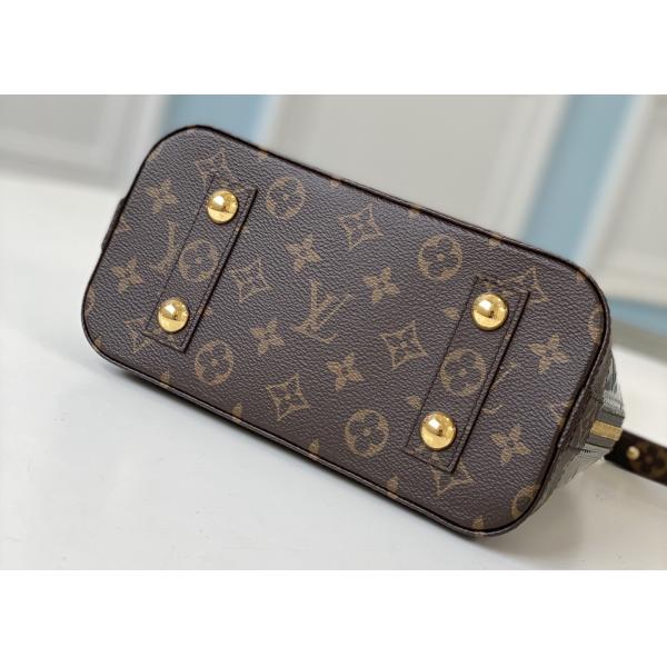 Sliver Shell Vernis Leather Womens Luxury Handbag Zipper Open