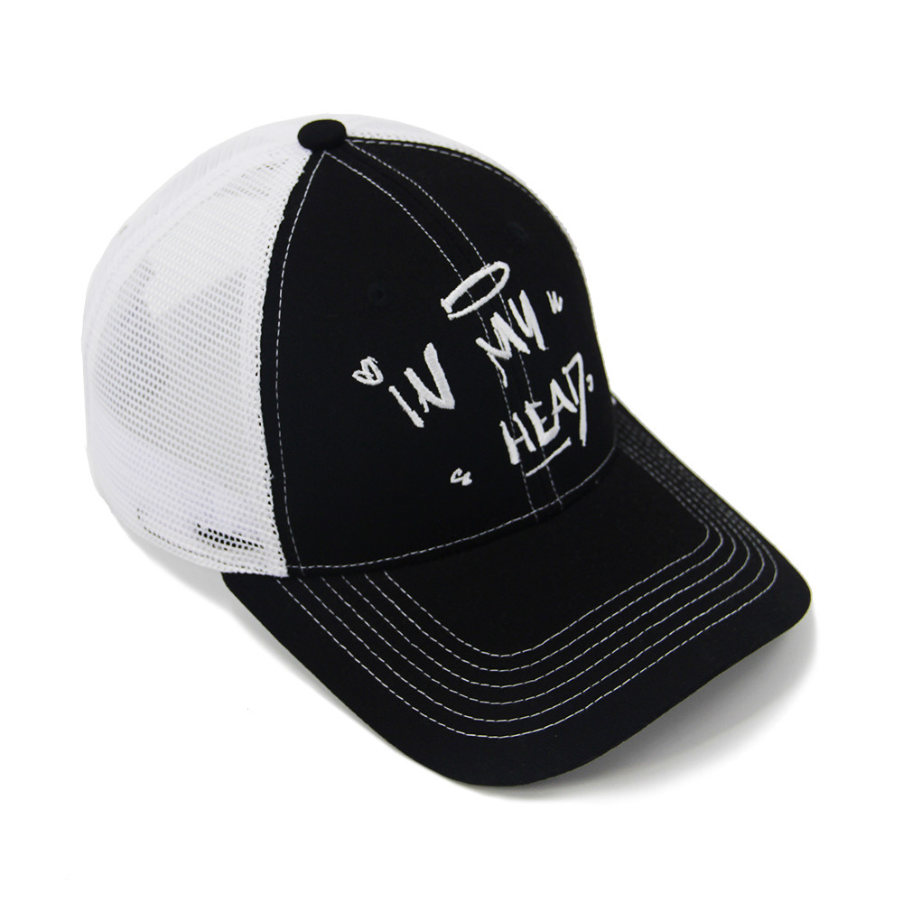 Cotton Mesh Embroidery Trucker Hats Structured 6 Panel Snap Back Breathable Plain