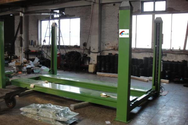 Factory Price Simple Car parking Lift Four Post Hydraulic Parking Lifter 3500kg/2000mm