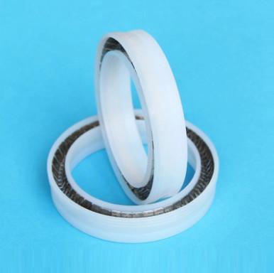 Density 1.3G-1.5g Peek Products Peek Back Up Rings Cutom Loaded Spring Seal