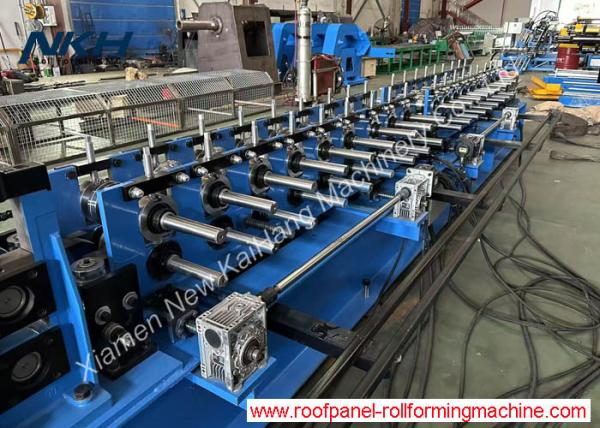 L25-120 Machine de formage de rouleaux métalliques à commande PLC pour bobines prépeintes