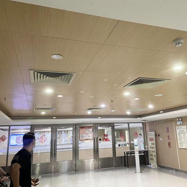 Industrial Metal Ceiling Air Diffuser Aluminum Strip Corrosion Resistant Four Way