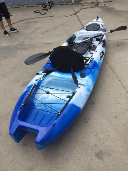 3.7M 12 Feet Long Open Fishing Kayaks  Polyethylene Open Hull With Soft Paddle Seat