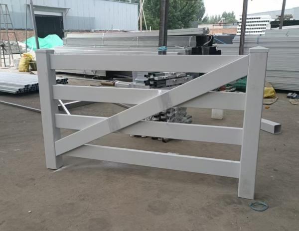 White Farm Style Vinyl Fence 1.5m Height Easy Install Pvc Ranch Rail Fence