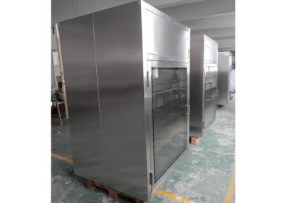 Passagem do quarto desinfetado de chuveiro de ar do bloqueio elétrico através da caixa com o filtro de ar de HEPA