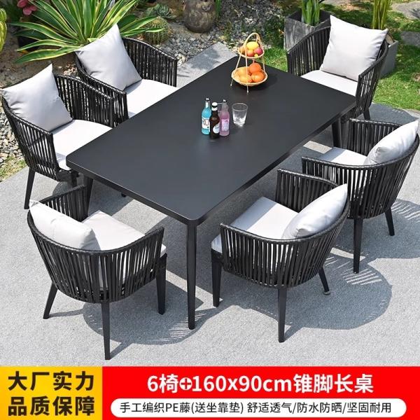 Ensemble de meubles de patio extérieur en rotin résistant aux rayons UV Table à manger et chaises pour jardin, terrasse, cour et loisirs en plein air