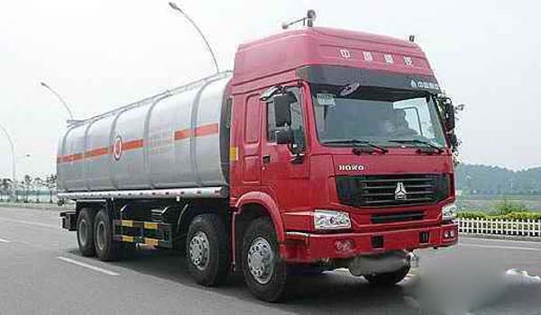 Профессиональная тележка масляного бака каменноугольной смолы, тележка топливозаправщика 28CBM воды перехода