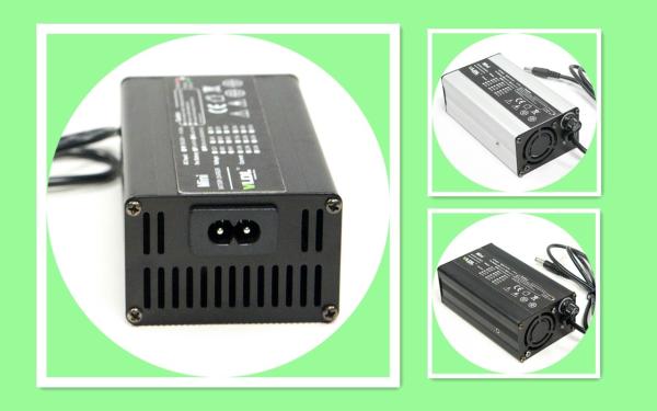 Electric Skateboard Charger 24 Volts , Smart Super Fast Charger For Lithium Or Lead Acid Battery