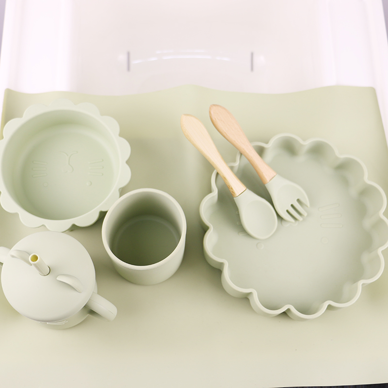 Фабрика игрушек Dongguan Custom BPA свободный ПВХ свободный от фталатов свободный мягкий каучук силикон собака для домашних животных зубы морковь форма силиконовые игрушки