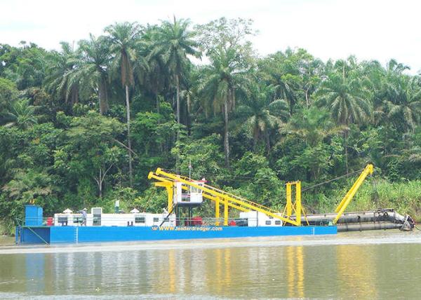 Lake Cutter Suction Dredger Dredging Equipment 22 - 20 Inch Diesel Power