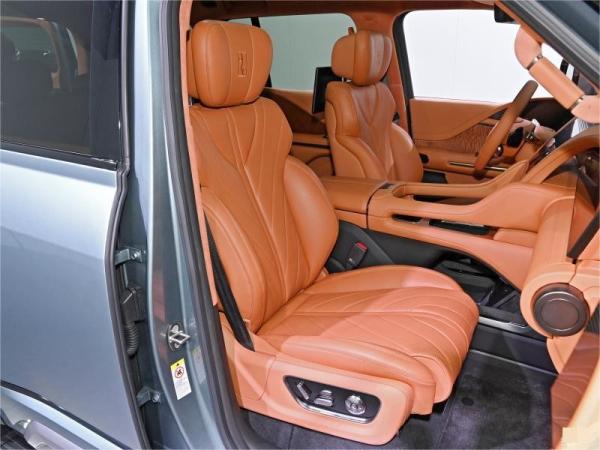 Veículo utilitário esportivo BYD híbrido elétrico de 880kw tração nas quatro rodas