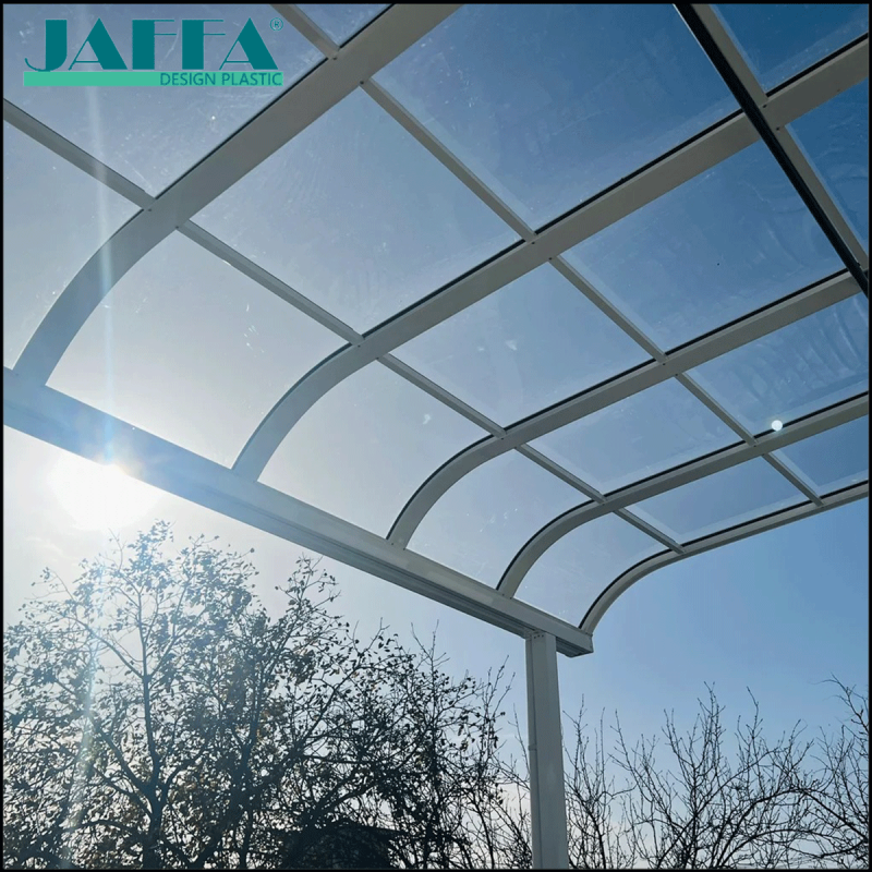 Custom White Curved Acrylic Canopy, High-Clarity Lighting Sunshade, Outdoor Polycarbonate Canopy for Villa/Courtyard