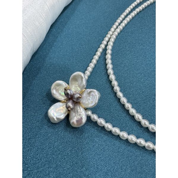 Trendy necklace made from materials perfect addition for stores focusing on modern and fashionable jewelry collections