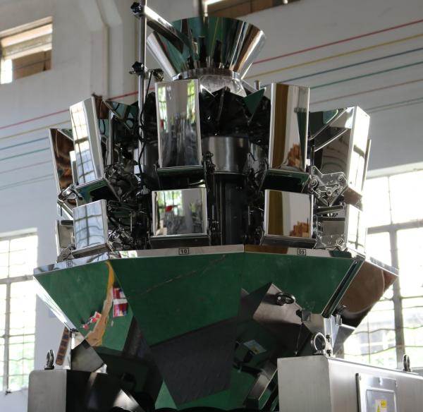 Animal Feed Pet/Dog/Cat Food Packaging Machine with Combined Weigher