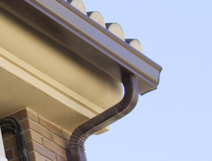 Крен Downspout цвета стальной формируя машину, полноавтоматическую машину локтя Downspout