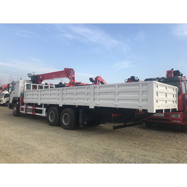 SQS250 SQS300 SINOTRUK HOWO Camión 6x4 con Grúa 10 Toneladas 15.6 Metros