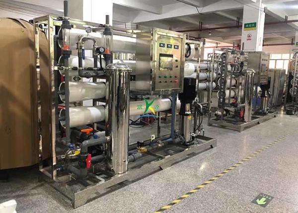 sistema industrial do RO do filtro de água da remoção do ferro 8T para beber