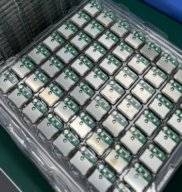 The High-precision RTK Receiver Module G-mouse Is Used for Real-time Centimeter-level Precision Positioning of Vehicles