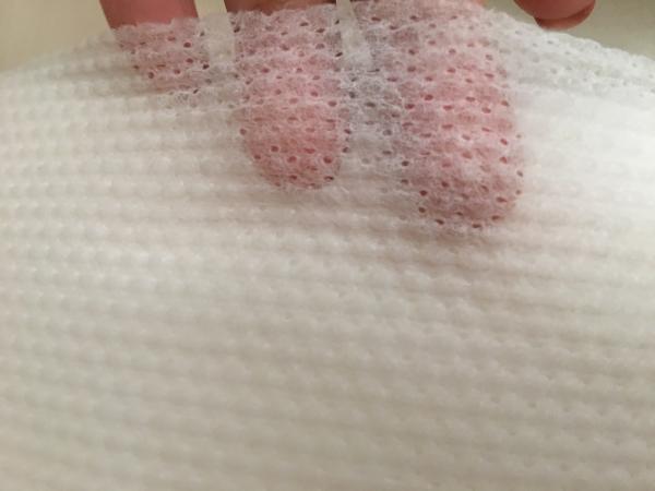 Perfurado Ecofriendly não tecido hidrófilo dos produtos da tela para matérias primas do guardanapo sanitário