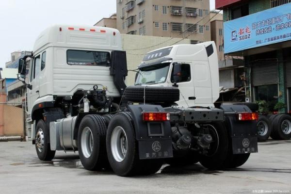 12 Forward Shift SinotruK Haohan J7G 4*2 6*4 CHG LNG Special Truck Traction Head