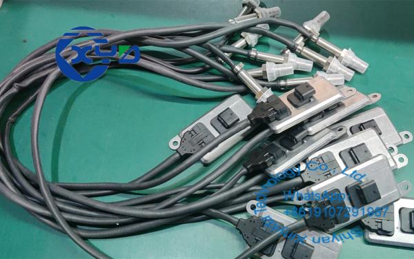 5801754014 Car NOx Sensor 5WK96775A 24V Truck Parts For IVECO