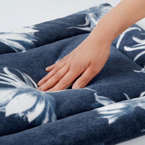 Customized Warm Pet Blanket Cute Polar Fleece Small Black Blanket