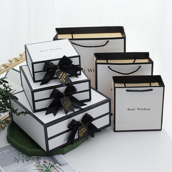 Self Foldable White Black Gift Packaging Box For Necklace Accessories