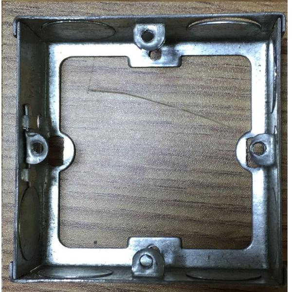 Matériel en acier M4 en laiton de boîte électrique de bande fondant le terminal de vis 35mm 47mm disponible