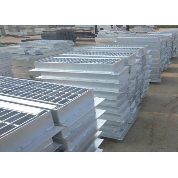 2m Width Anti Slip Q235 Heavy Duty Steel Grating Tooth Shaped