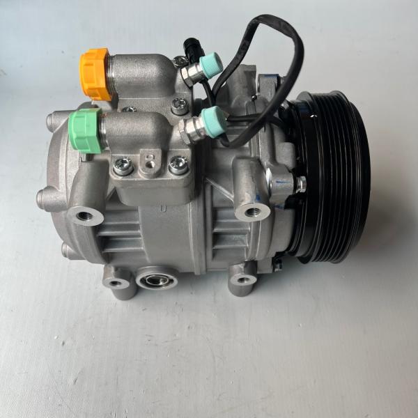 Suzhou King Long Higer Bus AC Compressor 2243060024A GY10P35