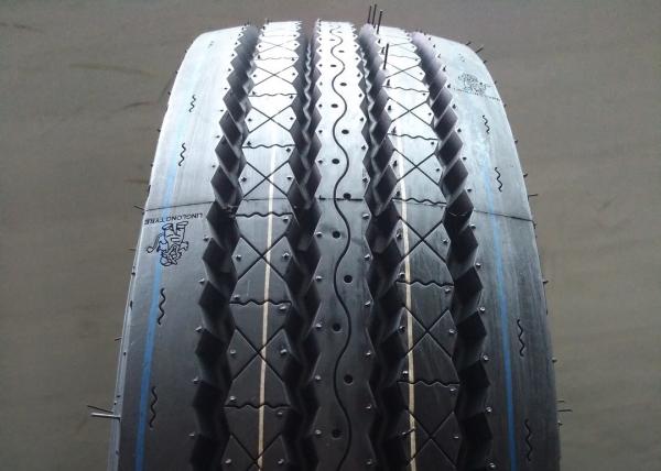 16 Inch Rim Steel Radial Tires Black Color Excellent Wear Resistance High Durability