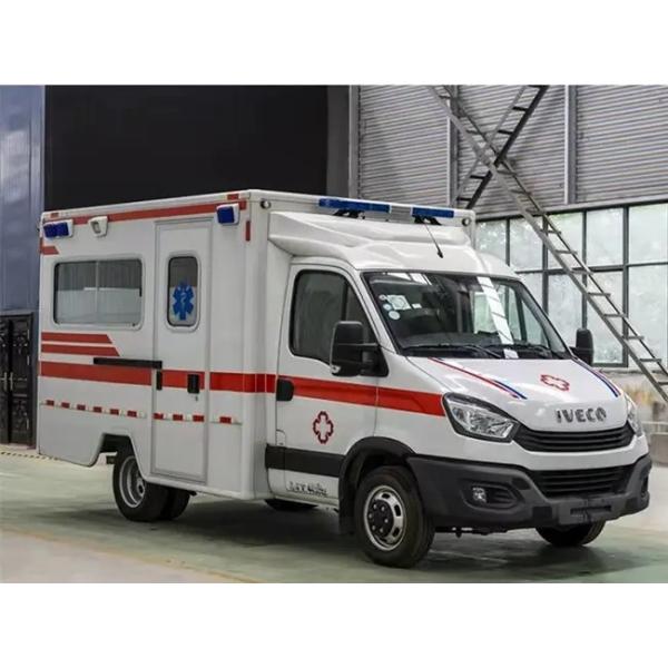 3300 Gross Vehicle Weight 4x4 Emergency Ambulance Car With Manual Transmission Type