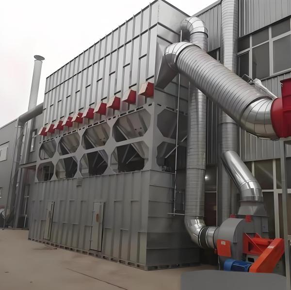 99% Industrial Dust Filtration Equipment For Woodworking Sawdust Sandblasting Treatment Bag Dust Collector