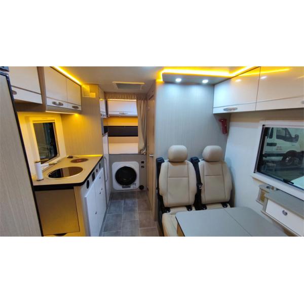 YUEJIN 4x2 Mobile Auto Motorhome Outdoor Luxury RV Caravan Van Для семейных поездок