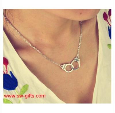 New Fashion Jewelry Handcuffs Choker Pendant Necklace Girl lover Valentine's Day Gifts