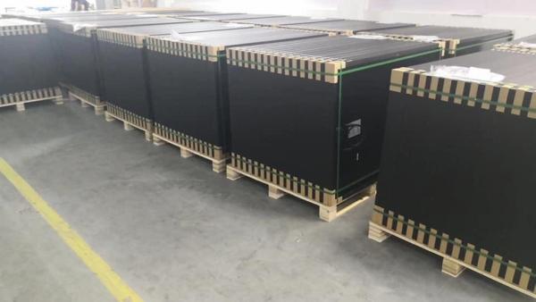 5BB Mono Perc Solar Panel Half Cut Full Black 330W  325W 330W 335W