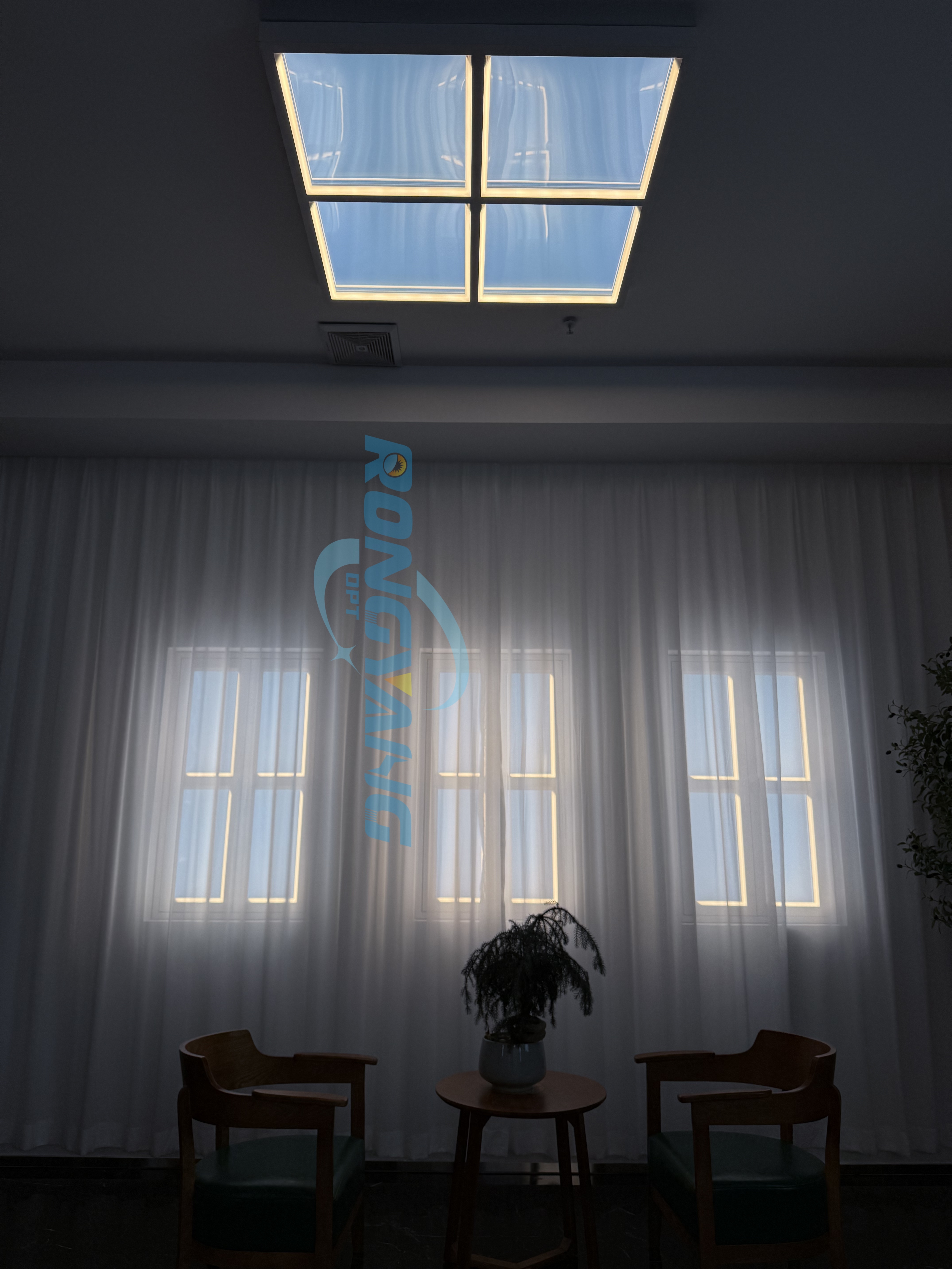 Fake Window Light Offering CRI RA 95 Suitable for Enhancing Ambiance in Hotels and Restaurants